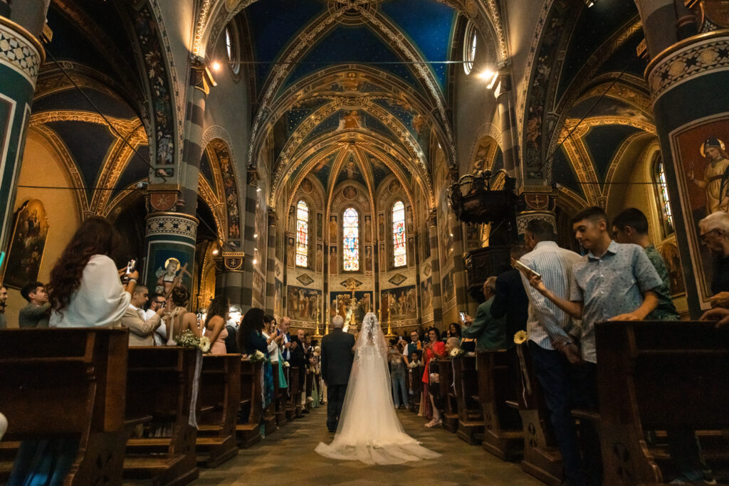 Il duomo di Pinerolo durante la cerimonia