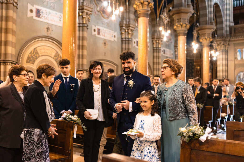 Entrata dello sposo in chiesa a Orbassano
