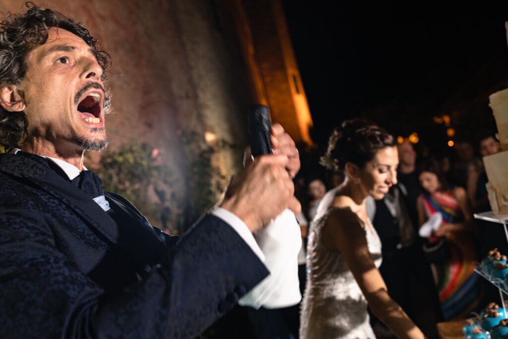 Brindisi e taglio torta