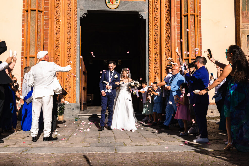 Uscita degli sposi a Pinerolo