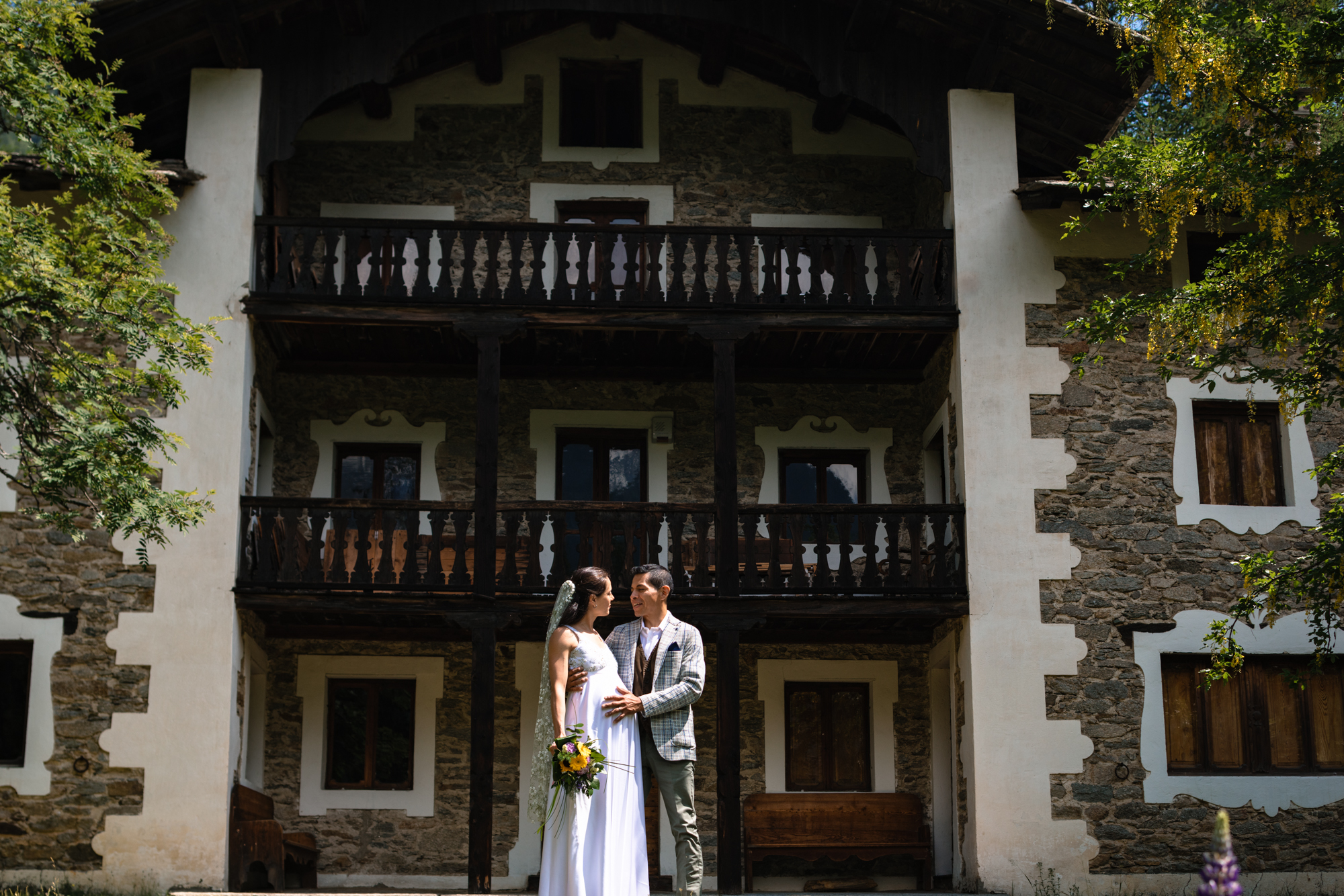 La baita dove gli sposi si sono preparati, momenti insieme 